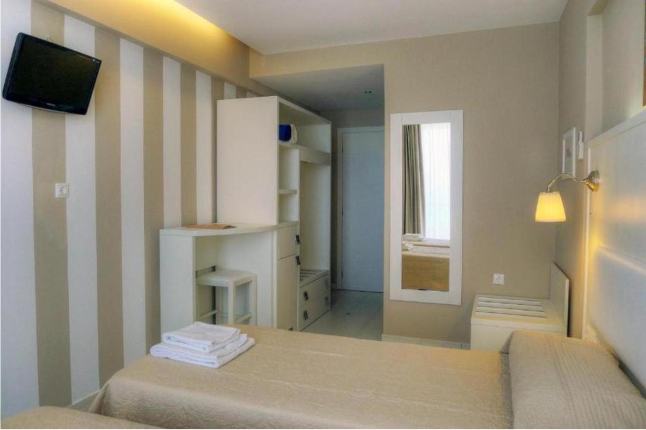Double Room with Balcony and Sea View